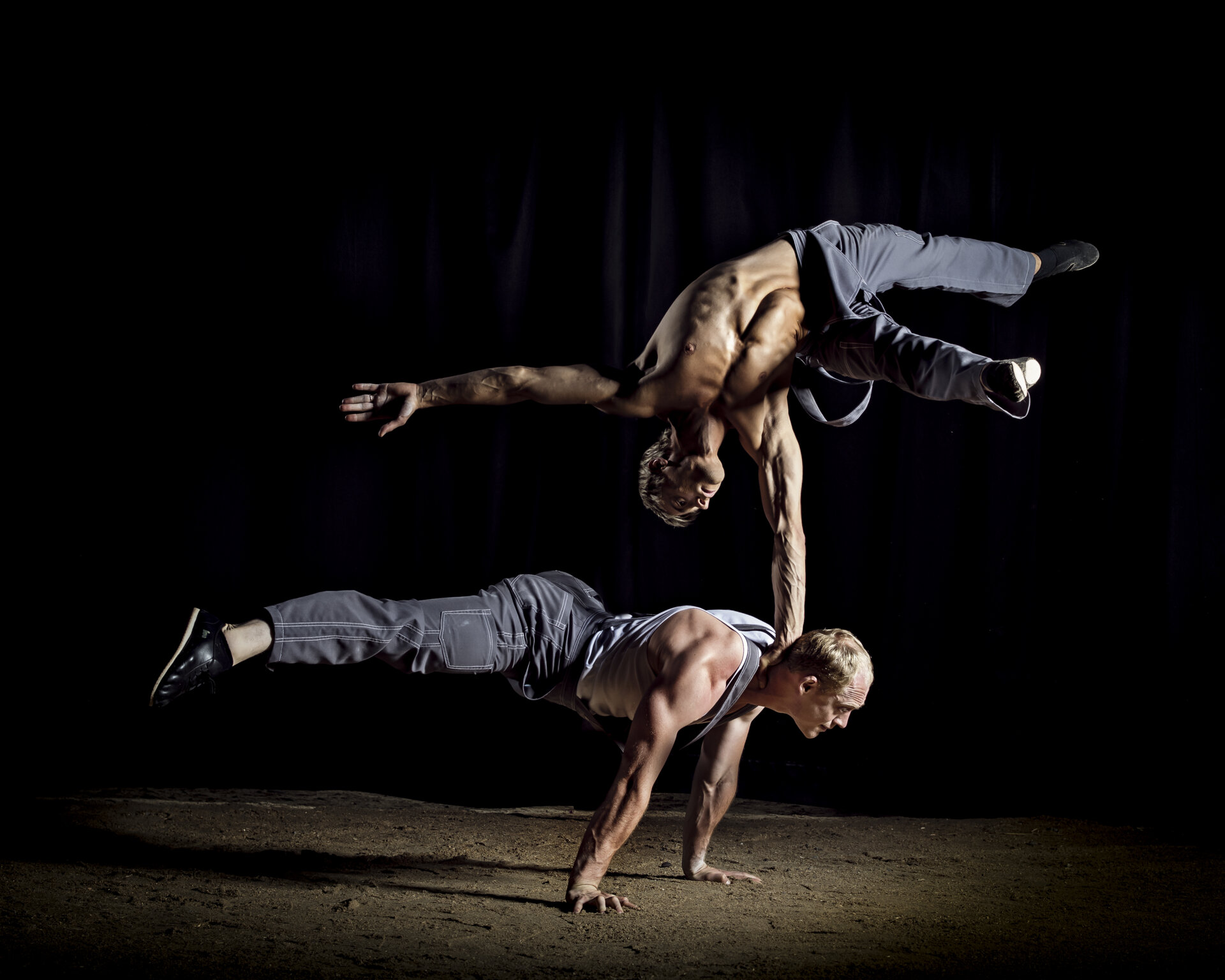 ROMANCE – The Show Zirkuskunst